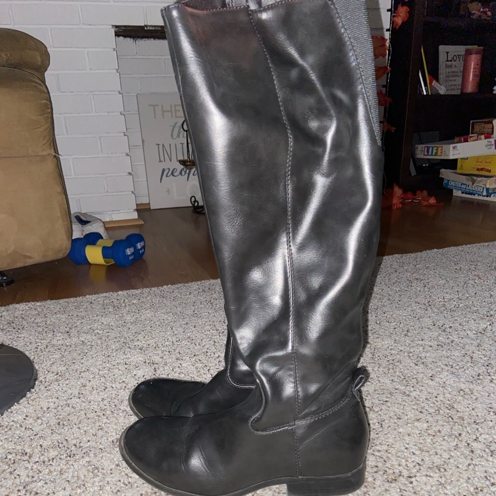 Black Riding Boots - Picture 2 of 5